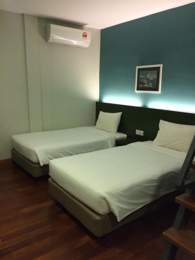 Hotel Trevor By I Housing Malacca ภายนอก รูปภาพ